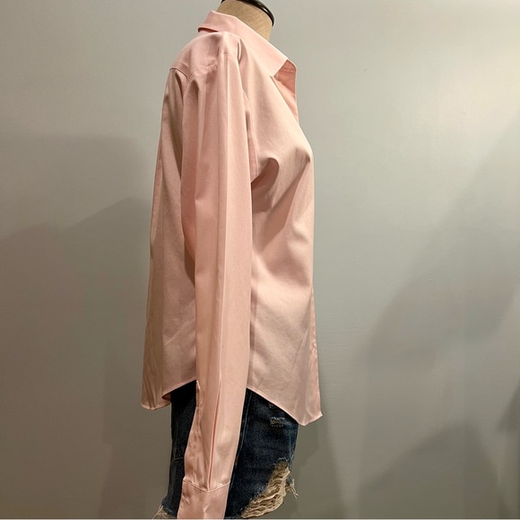 Casual Corner Classic Non-Iron Light Pink Button-Down Shirt. Size S - Picture 3 of 11